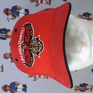 Y2k Atlanta Hawks Reebok stitched Hawk logo red & black flex fit basketball hat